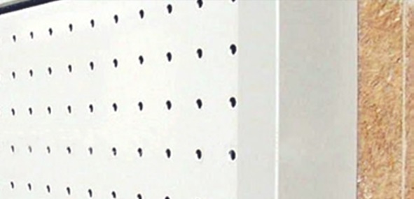 Métal perforé