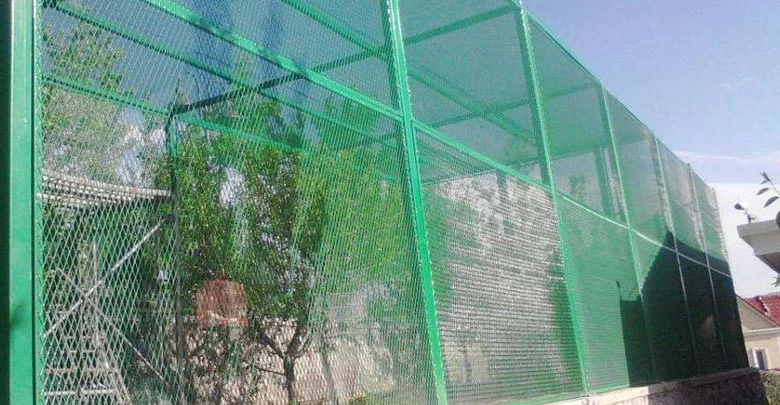 M&eacute;tal d&eacute;ploy&eacute;