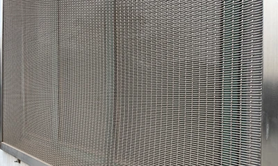 Caract&eacute;ristiques et applications du treillis m&eacute;tallique tiss&eacute; pour ombrage